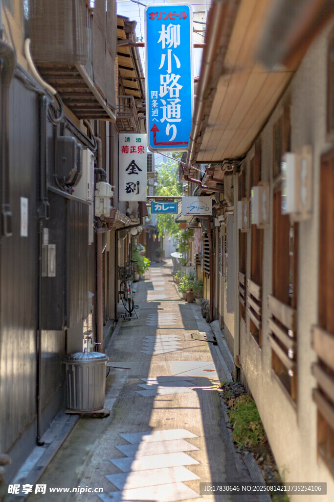 日式小巷景致