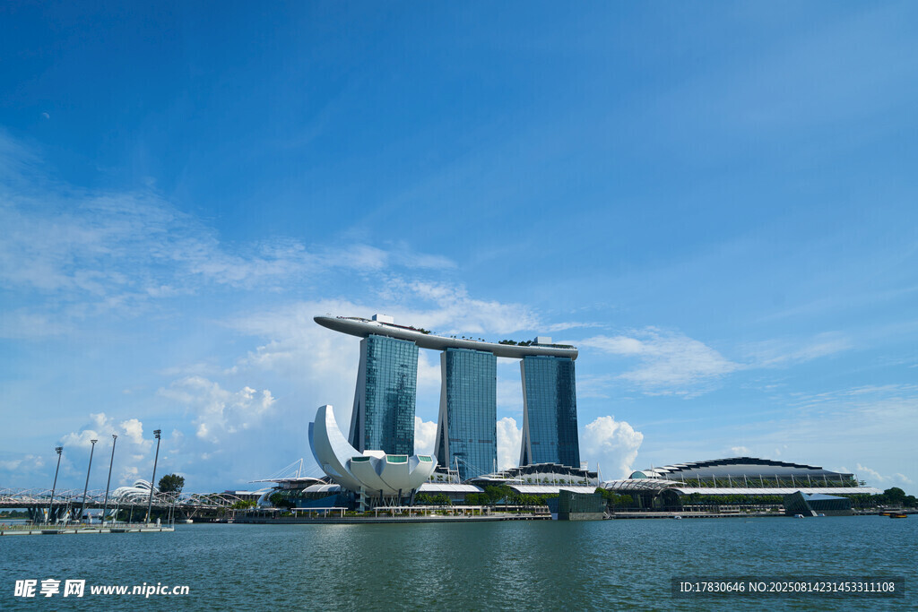 新加坡滨海湾标志性建筑