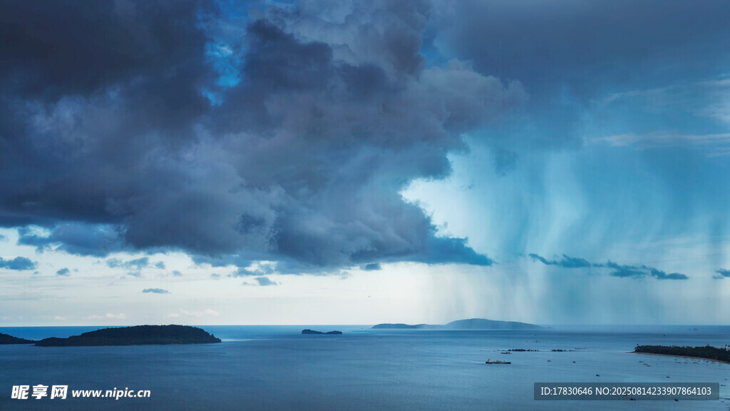 泰国湾海岛暴风雨自然灾害