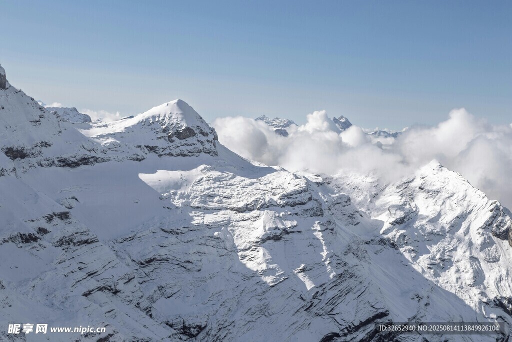 雪山美景