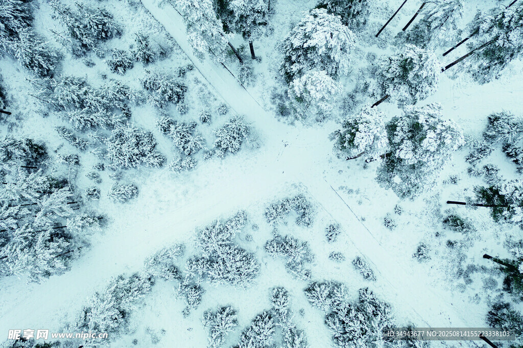 冬日雪景航拍俯瞰画面
