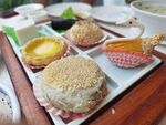 多样美味点心拼盘