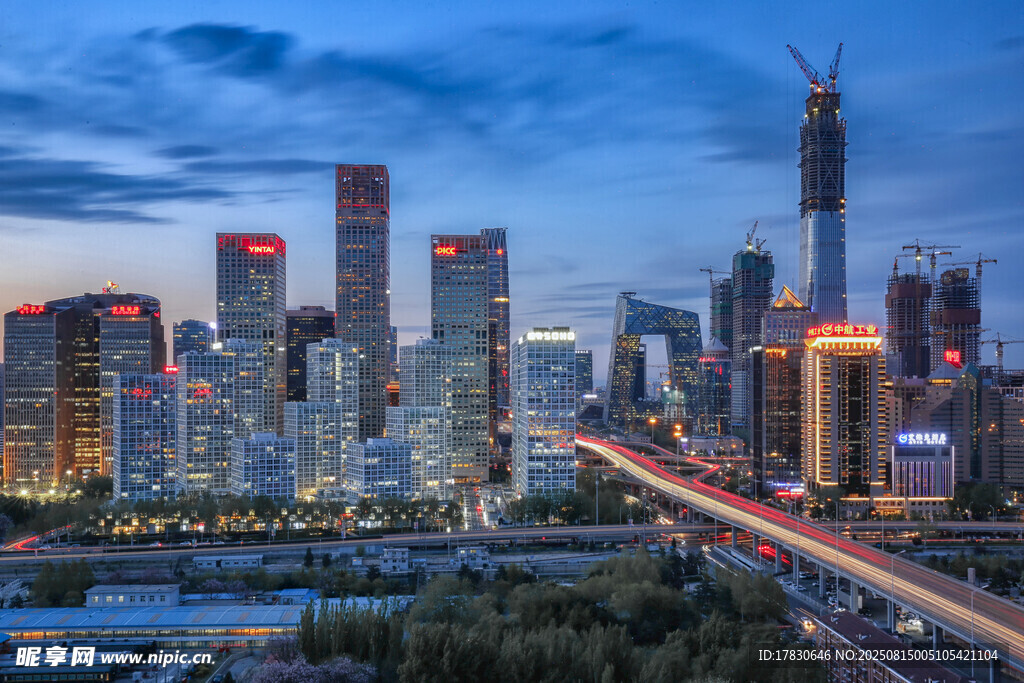 繁华都市夜景