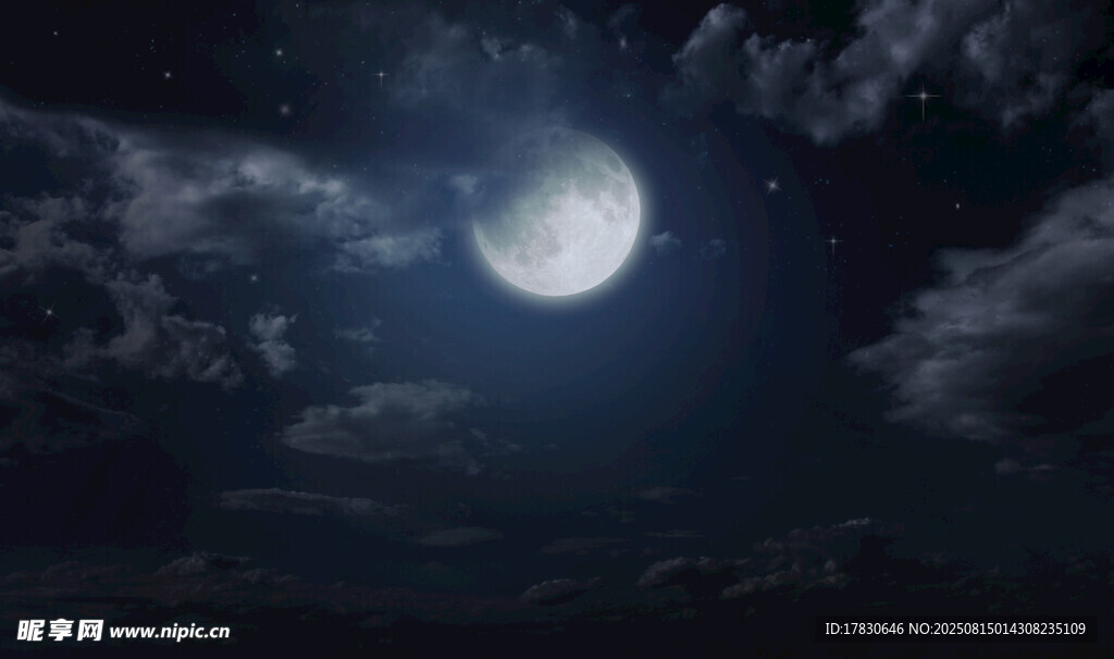 夜空明月伴浮云