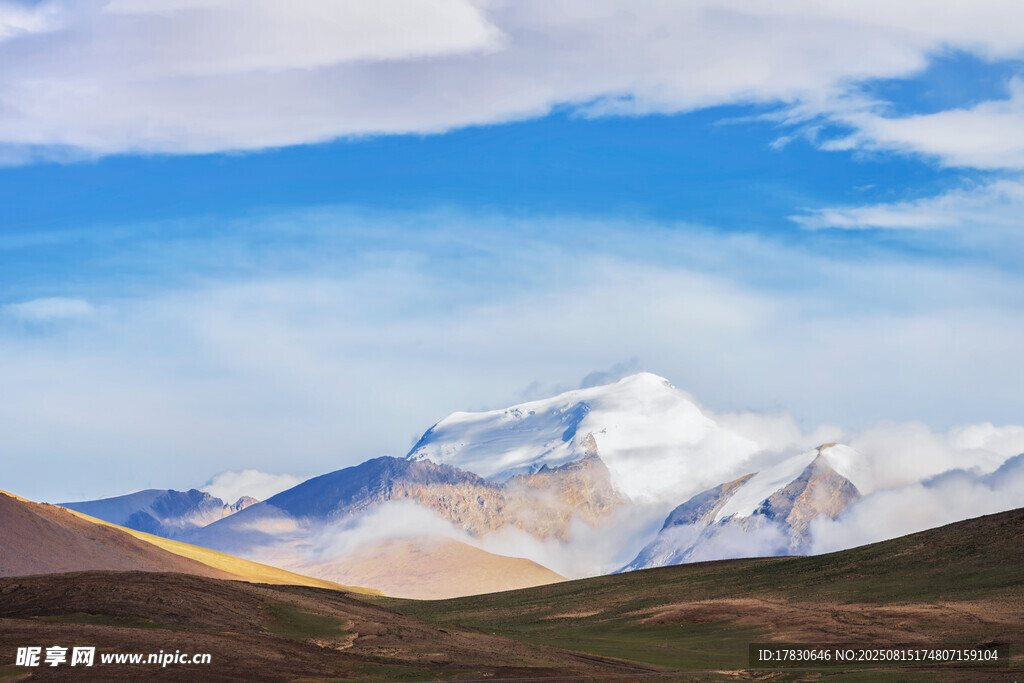 壮丽雪山美景