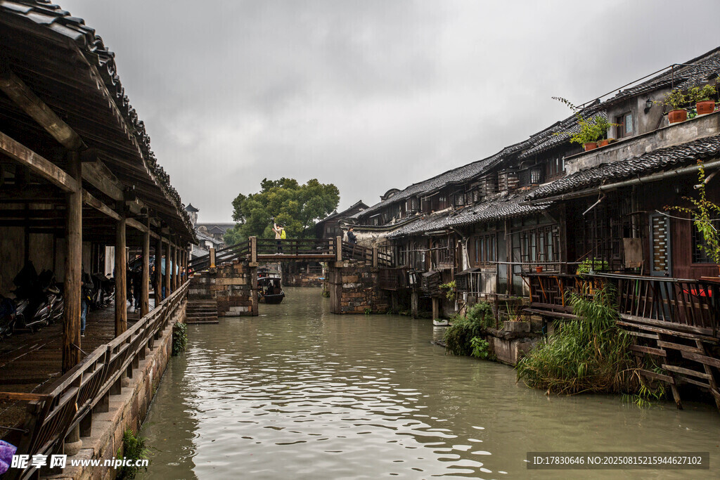 江南水乡古巷河道景观