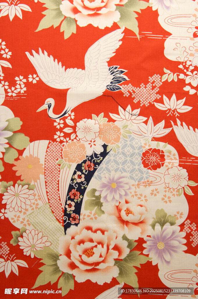 中式花鸟织锦图案