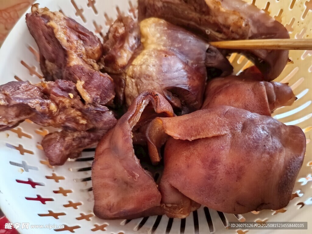 卤味猪拱嘴拼盘