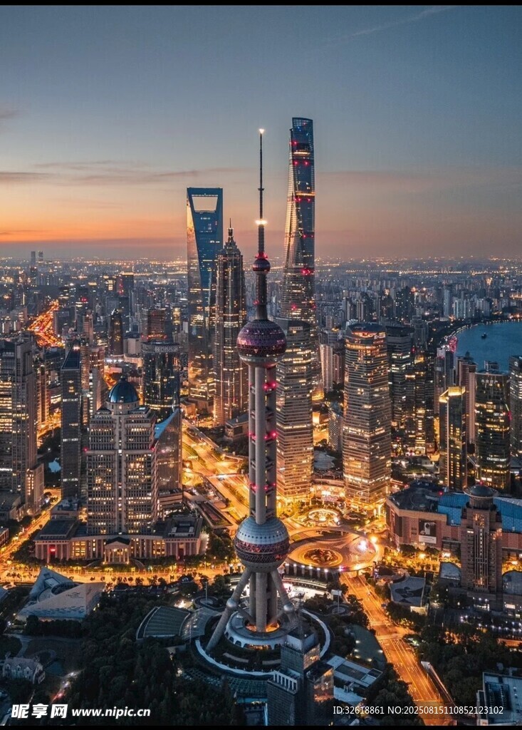 上海璀璨夜景俯瞰图
