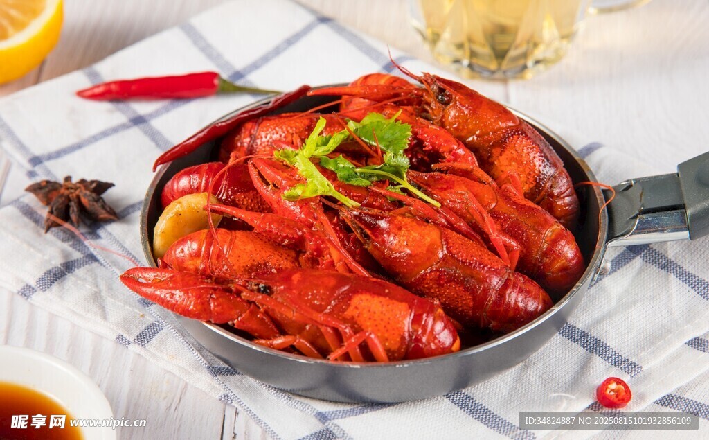 美味香辣小龙虾