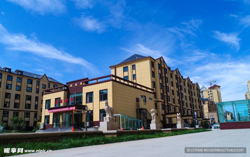 小区住宅楼外观景致