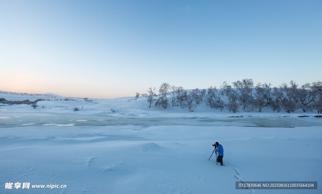 雪地独行