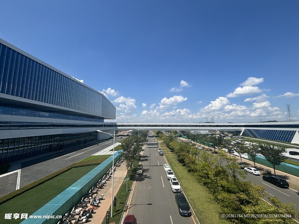 现代城市道路与建筑景观