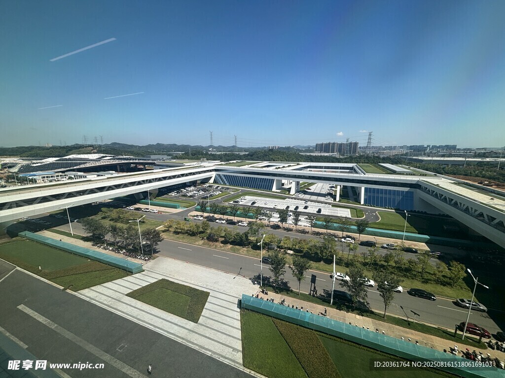 现代化机场全景俯瞰