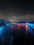 河畔夜景绚丽灯光秀