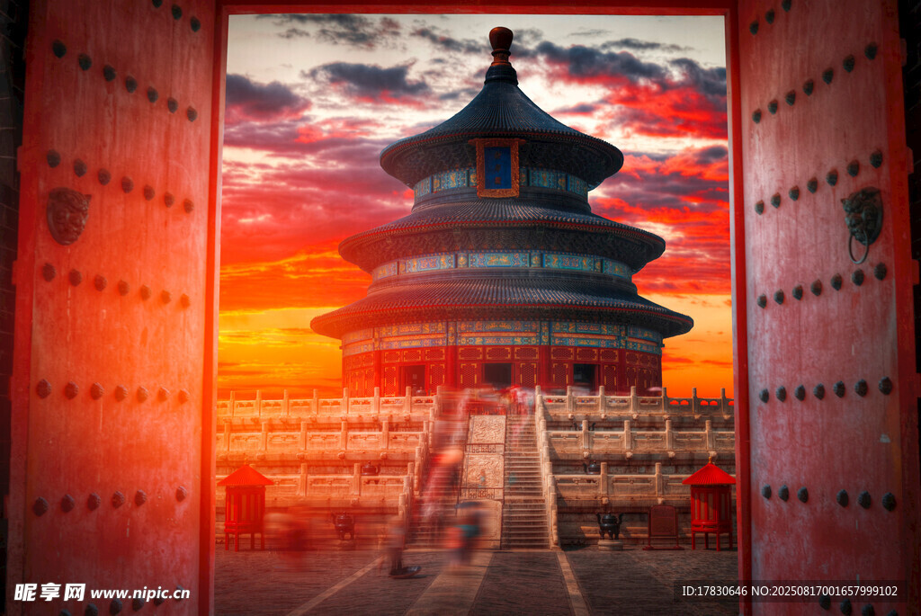 夕阳下的天坛古建筑景观