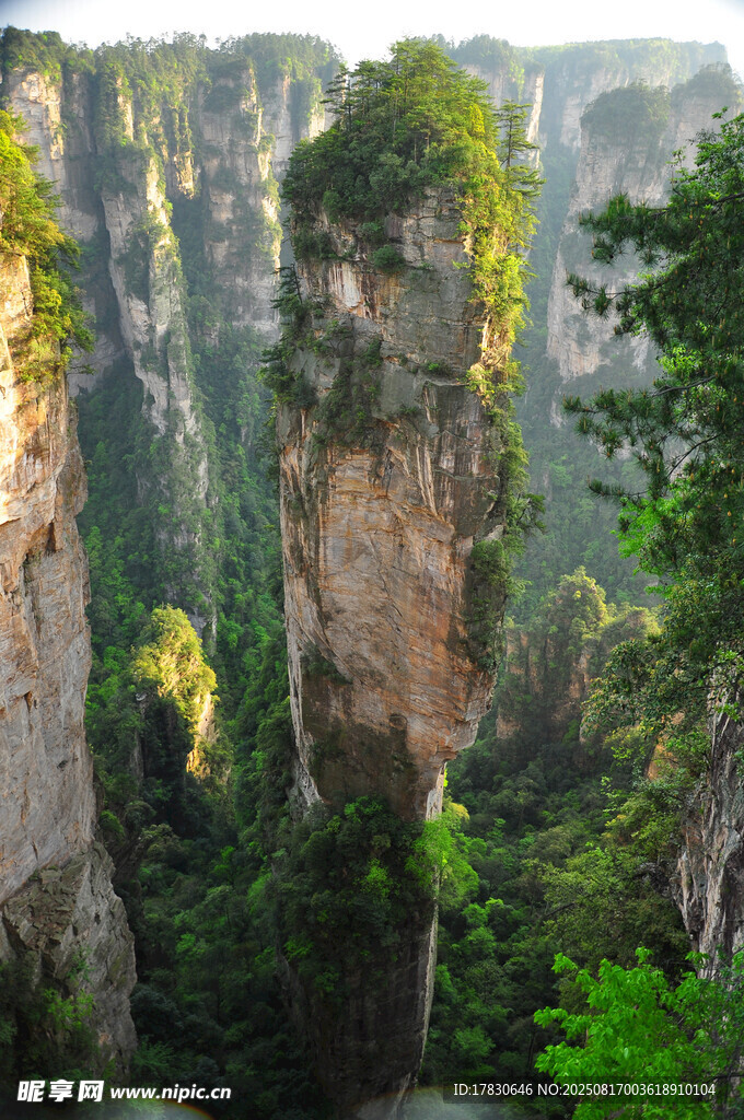 张家界奇峰异石景观