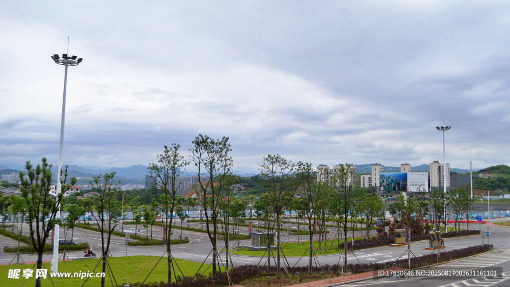 城市户外开阔景观场景