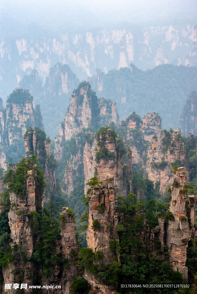 张家界奇峰异石景观