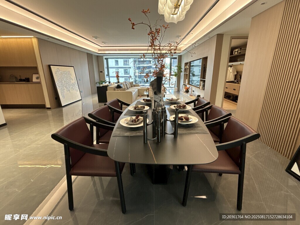 现代风格精致餐厅室内景