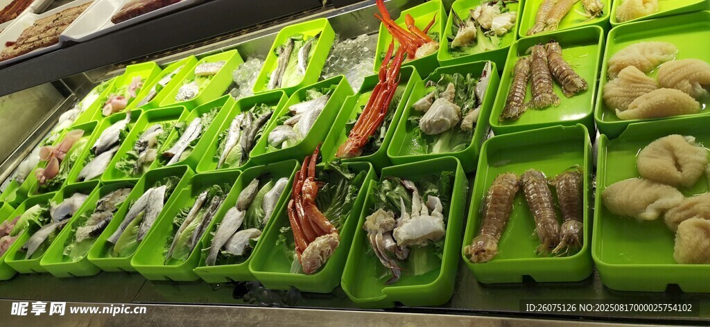 新鲜多样菜品陈列展示