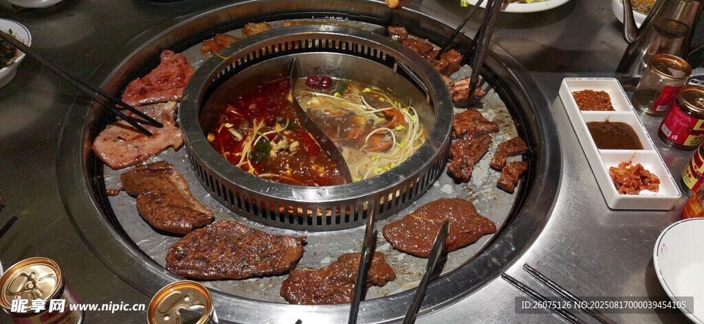 美味火锅食材满满待涮