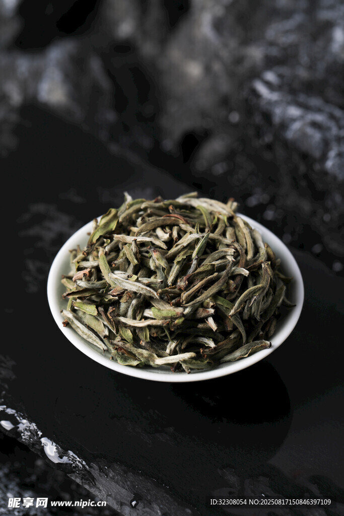 白毫银针茶叶特写