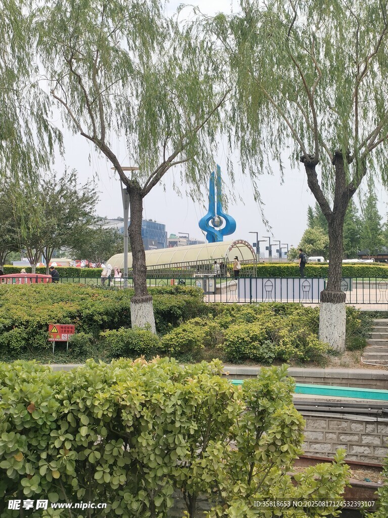 泉城广场