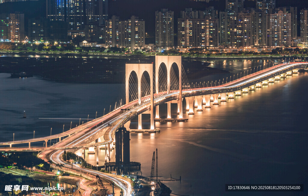 澳门夜景跨海大桥风光