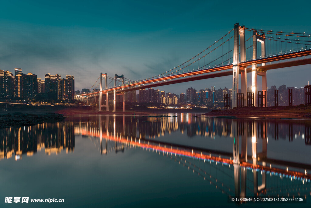城市桥梁夜景倒影美景