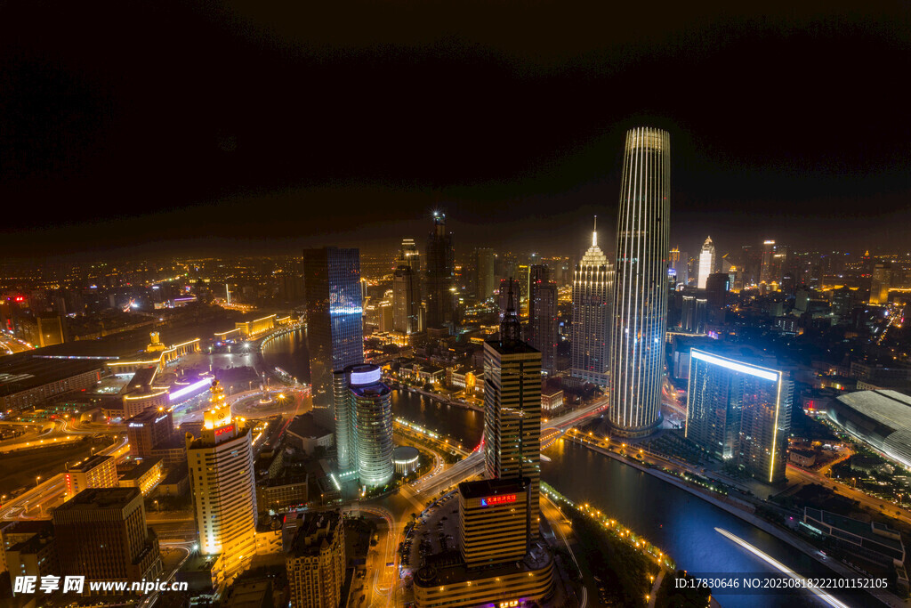 城市璀璨夜景俯瞰图