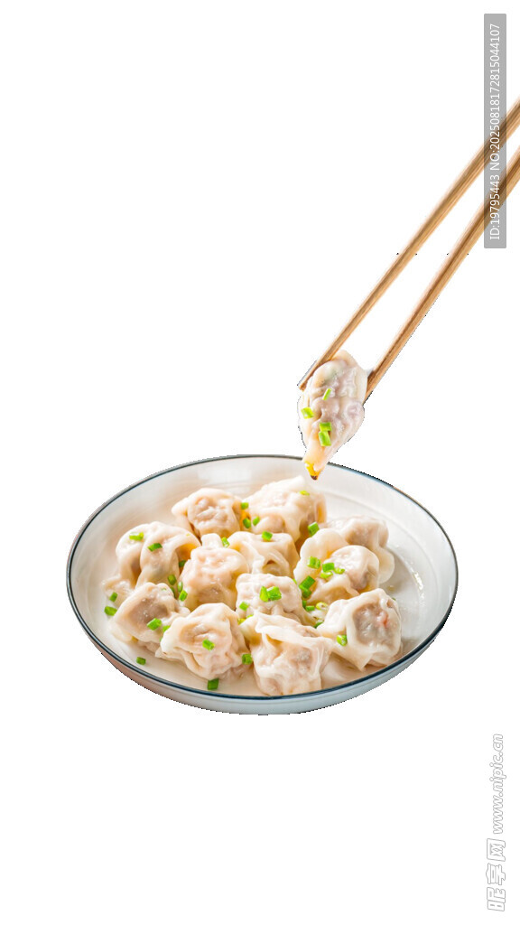 筷子夹起碗中美味馄饨