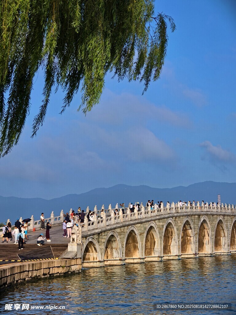 颐和园十七孔桥美景