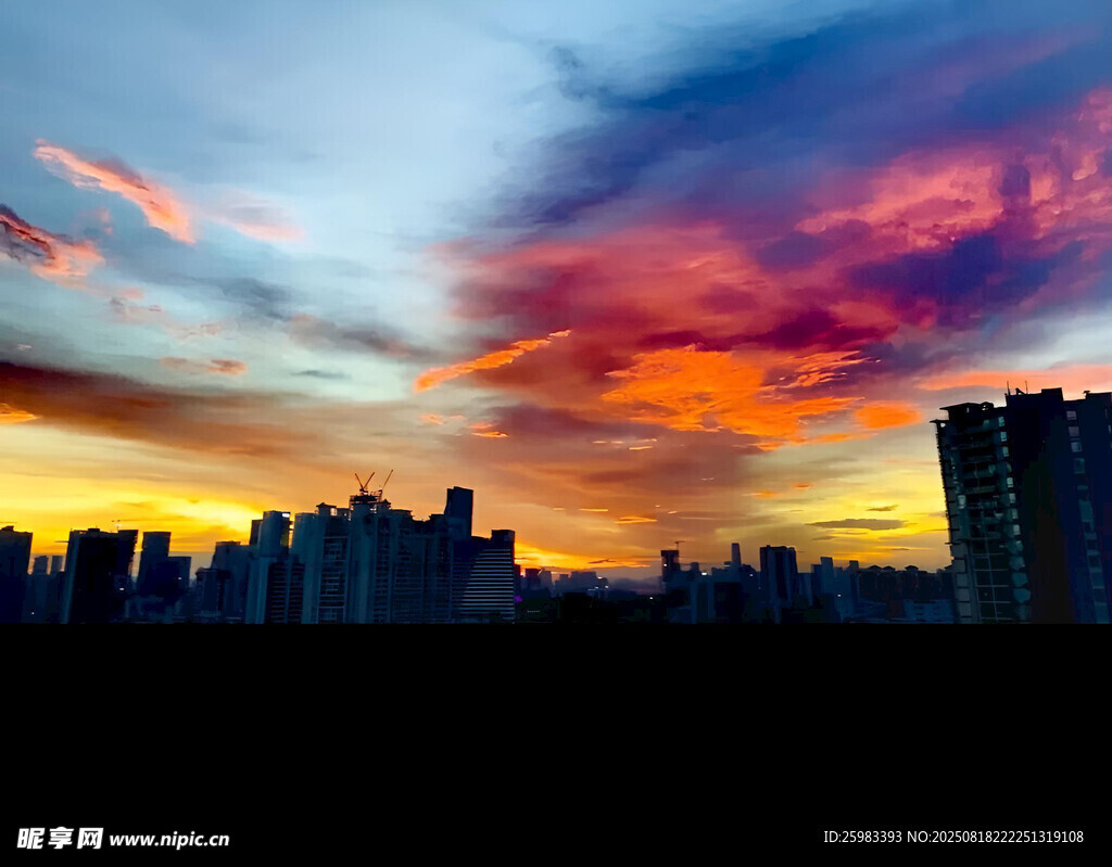 城市晚霞