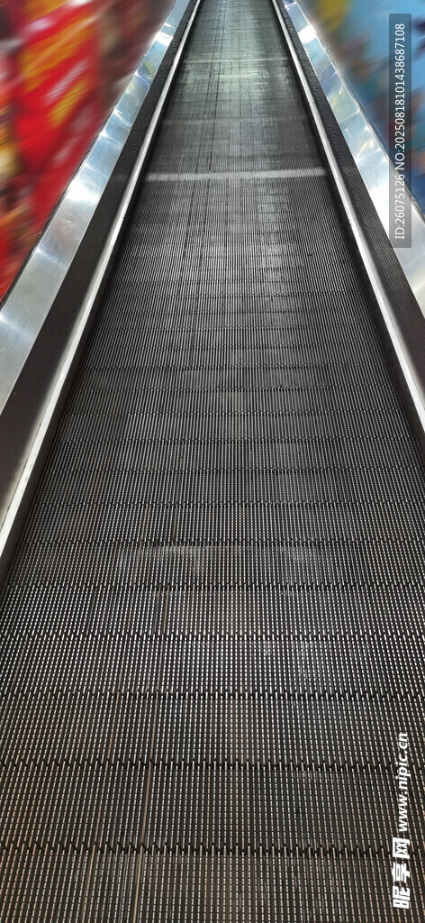 自动扶梯内部景象特写