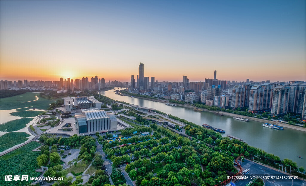 武汉城市风景琴台剧院