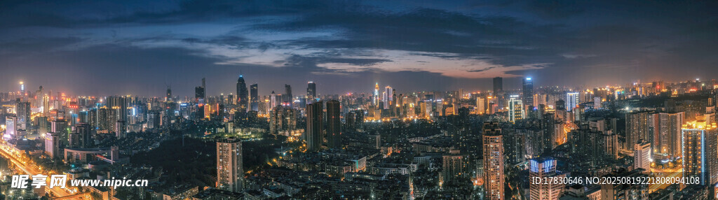 武汉黄昏城市夜景