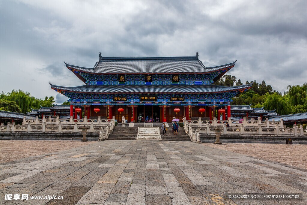 中式古建筑尽显古典韵味