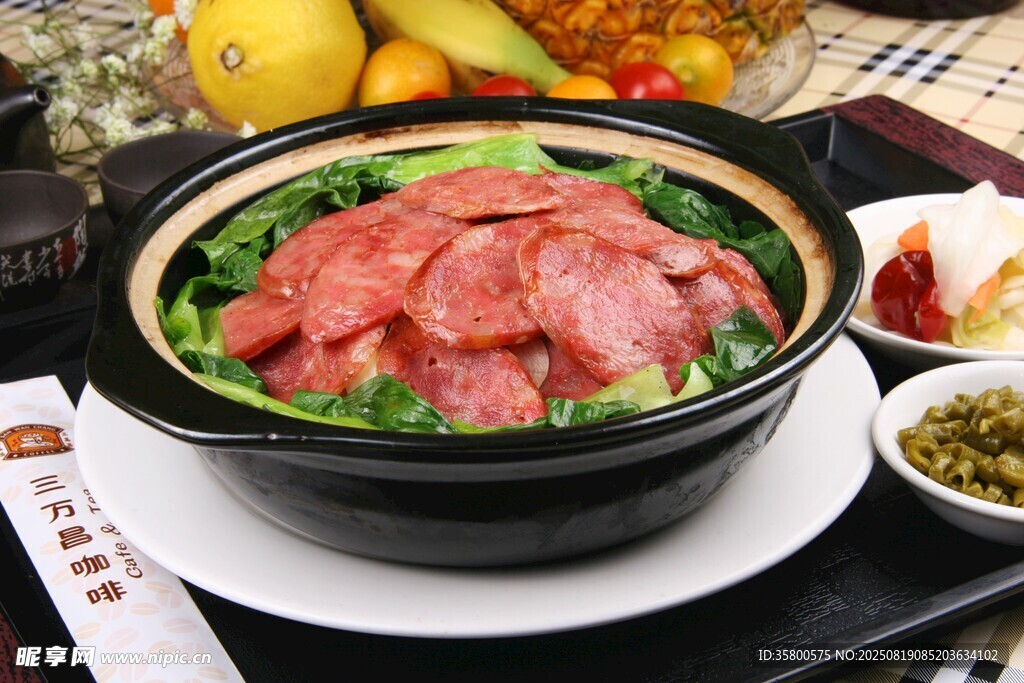 鲜嫩牛肉火锅食材展示
