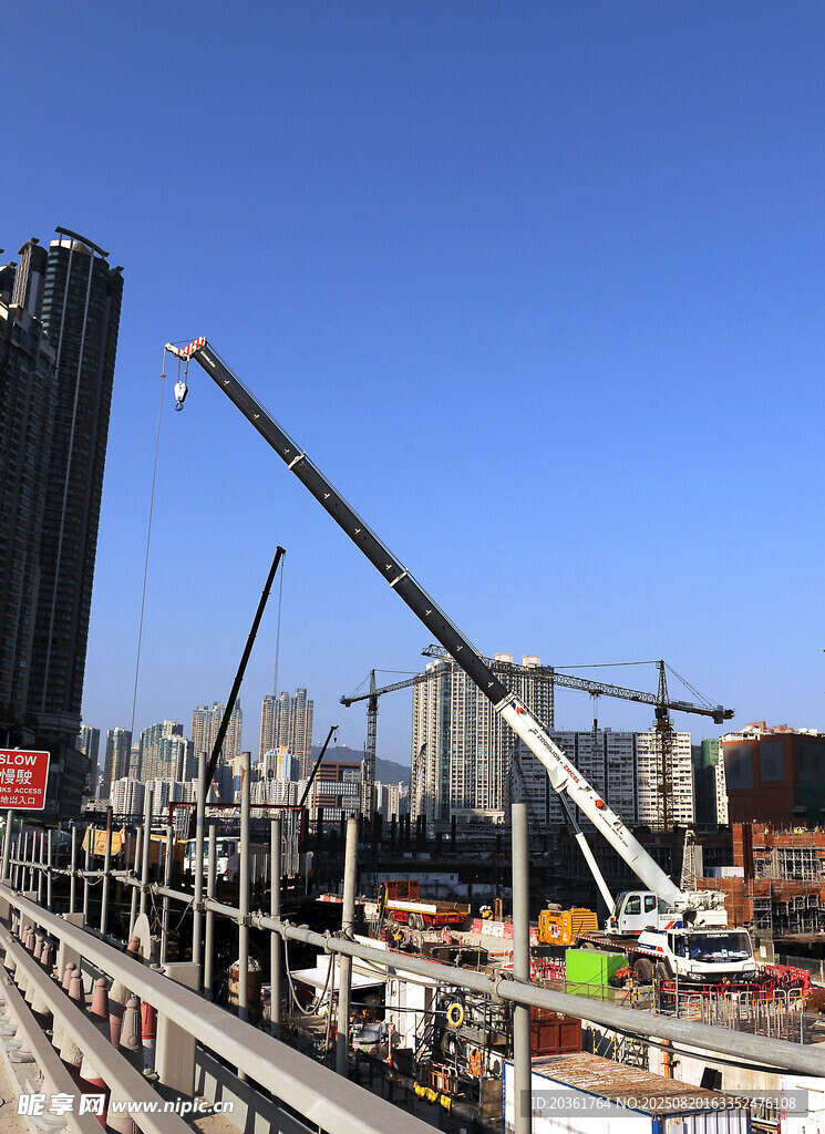 城市建筑工地施工场景