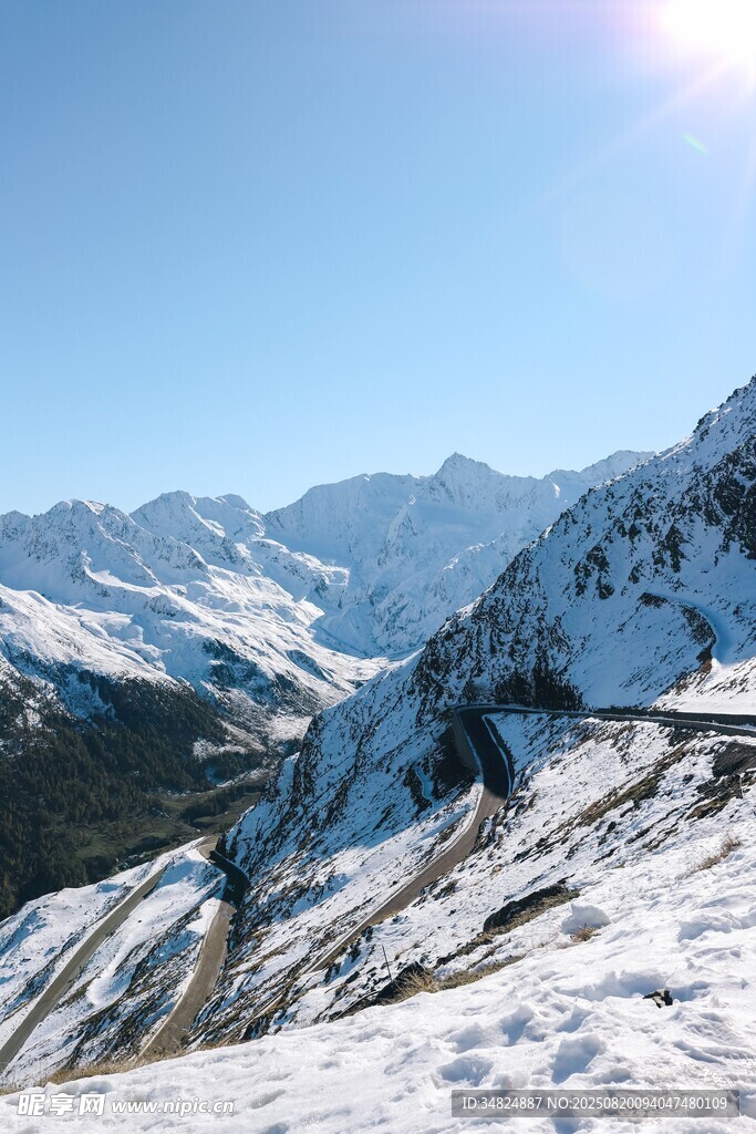 雪山公路美景