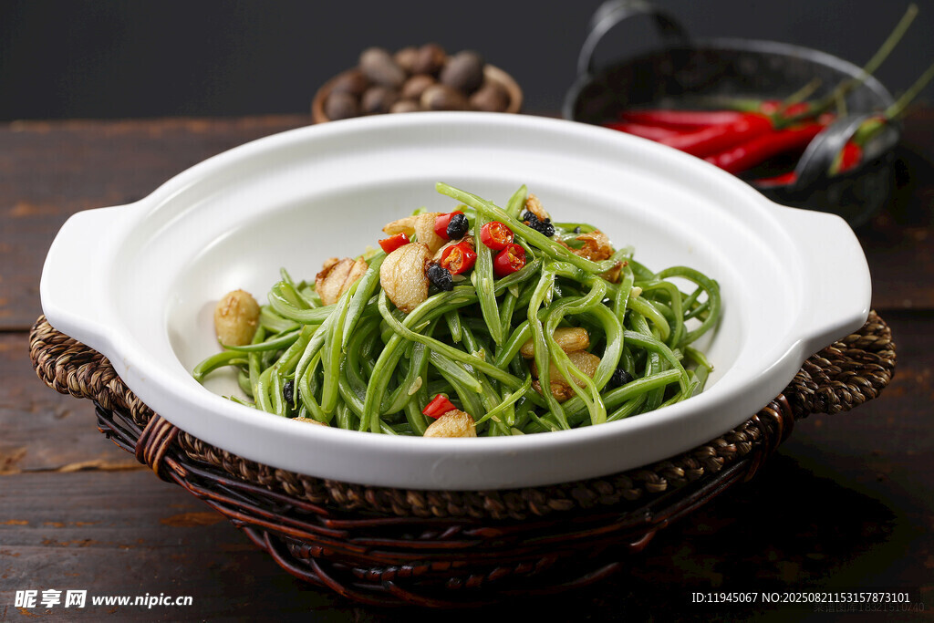 砂锅扁豆丝