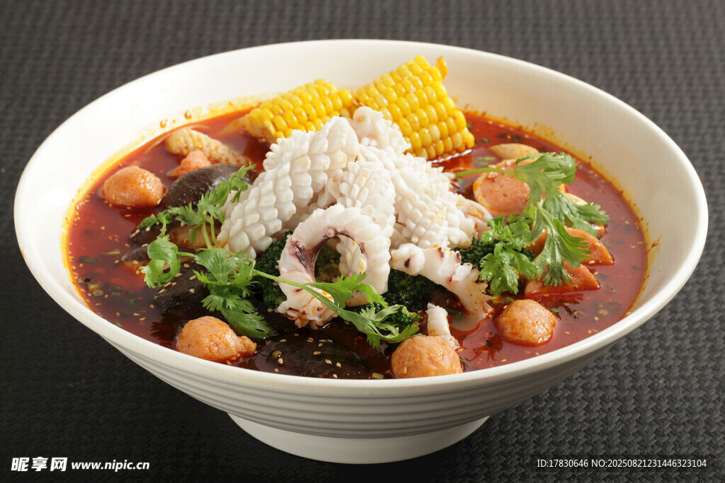 美味鱼肉豆汤特色美食