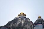 山顶金顶建筑景观