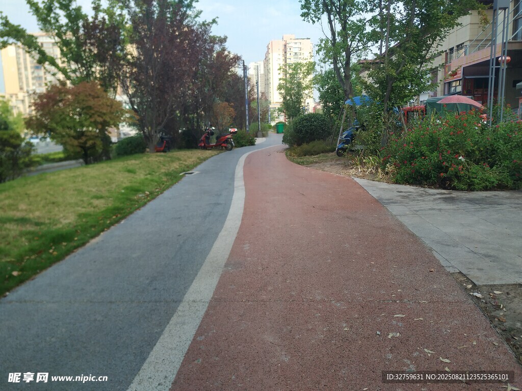 城市中的休闲骑行步道
