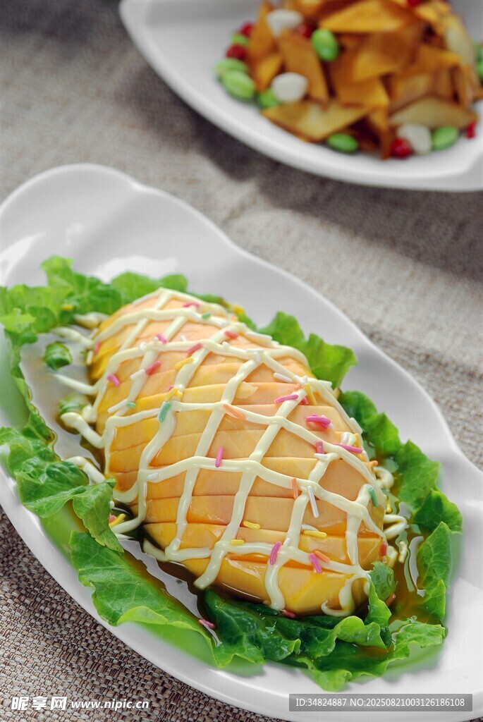 美味蛋包饭色彩诱人