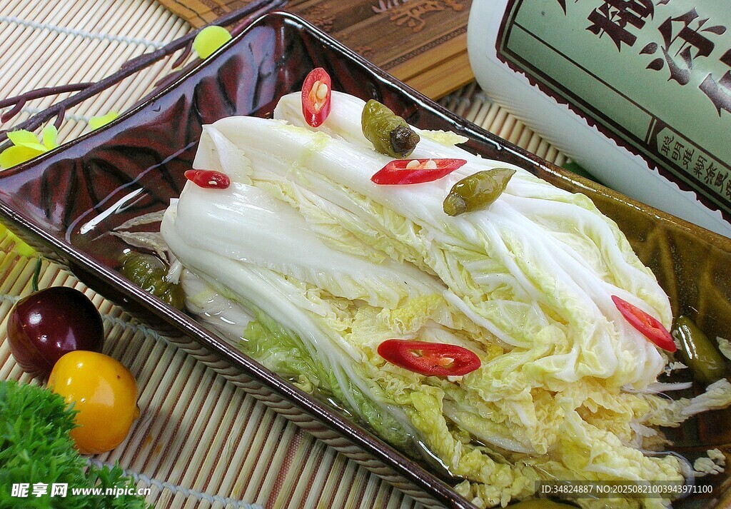 美味腌制白菜清新爽口