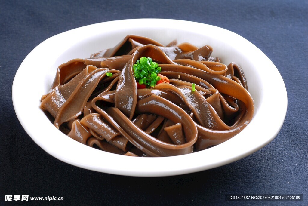 美味凉拌蕨根粉