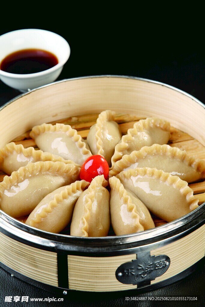 酸菜莜面饺子
