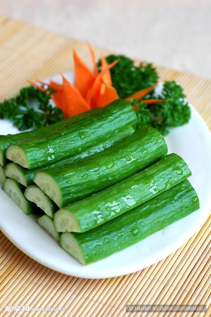 清爽黄瓜摆盘